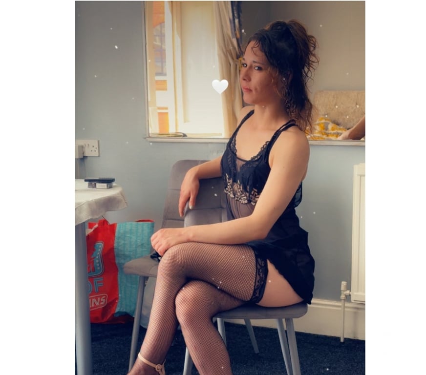 Escorts Leicestershire Leicester - Photos for Remi is BACK ! English Naughty brunette