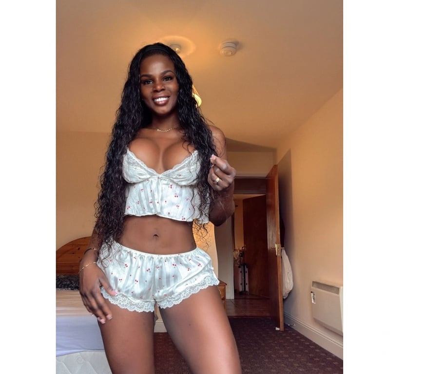 Escorts Belfast Belfast City Centre (South) - Belfast - Photos for Liz , new Latina in town❤️‍🔥💞