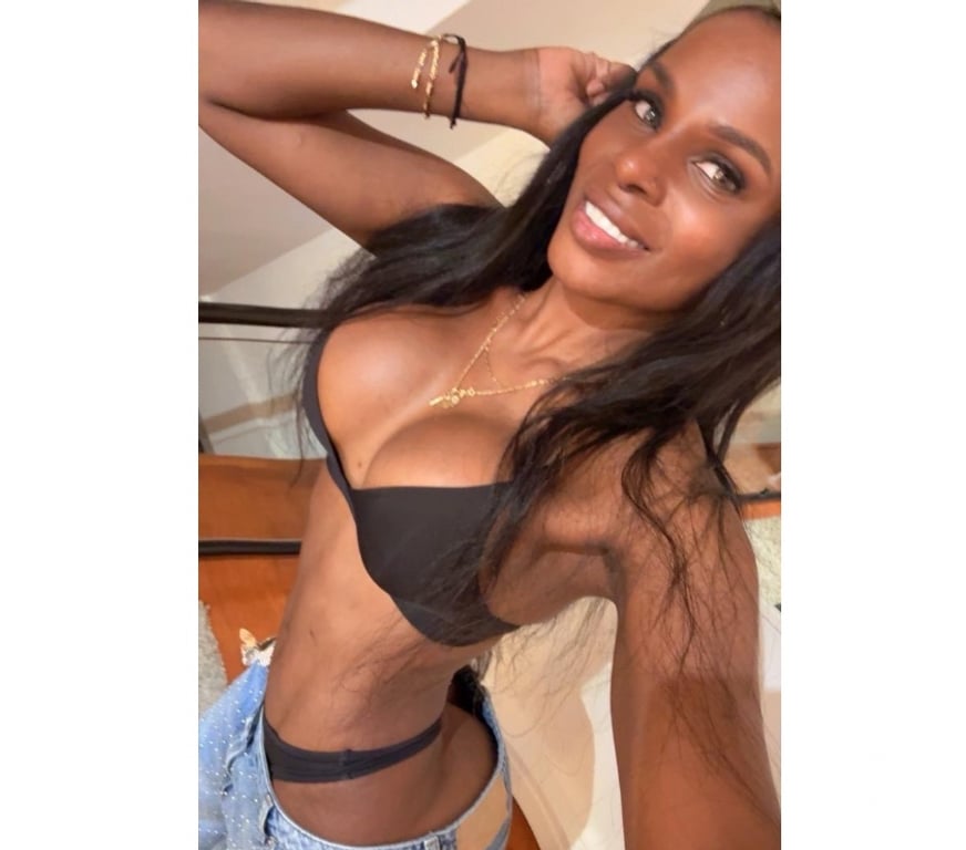 Escorts Belfast Belfast City Centre (South) - Belfast - Photos for Liz , new Latina in town❤️‍🔥💞