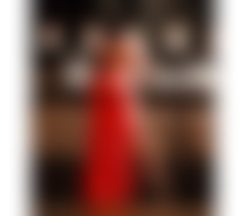 Escorts West Yorkshire Leeds - Photos for Curvy Brunette Sexy Discreet Party - Laura