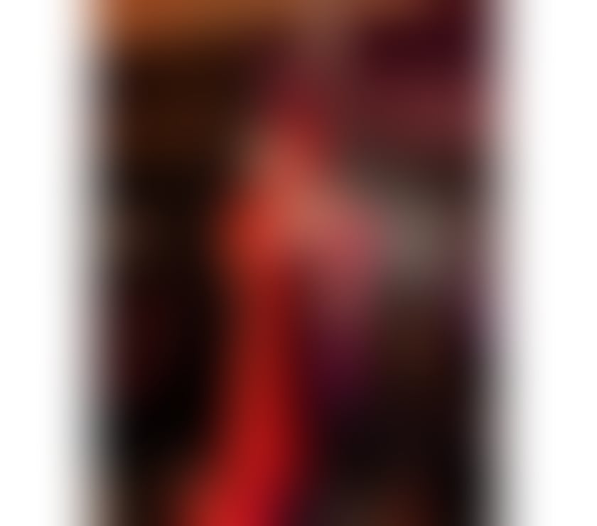 Escorts Leeds City Centre Leeds - Photos for Curvy Brunette Sexy Discreet Party - Laura