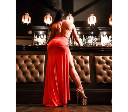 Escorts Leeds City Centre Leeds - Photos for Curvy British Brunette Sexy Discreet Party - Lara