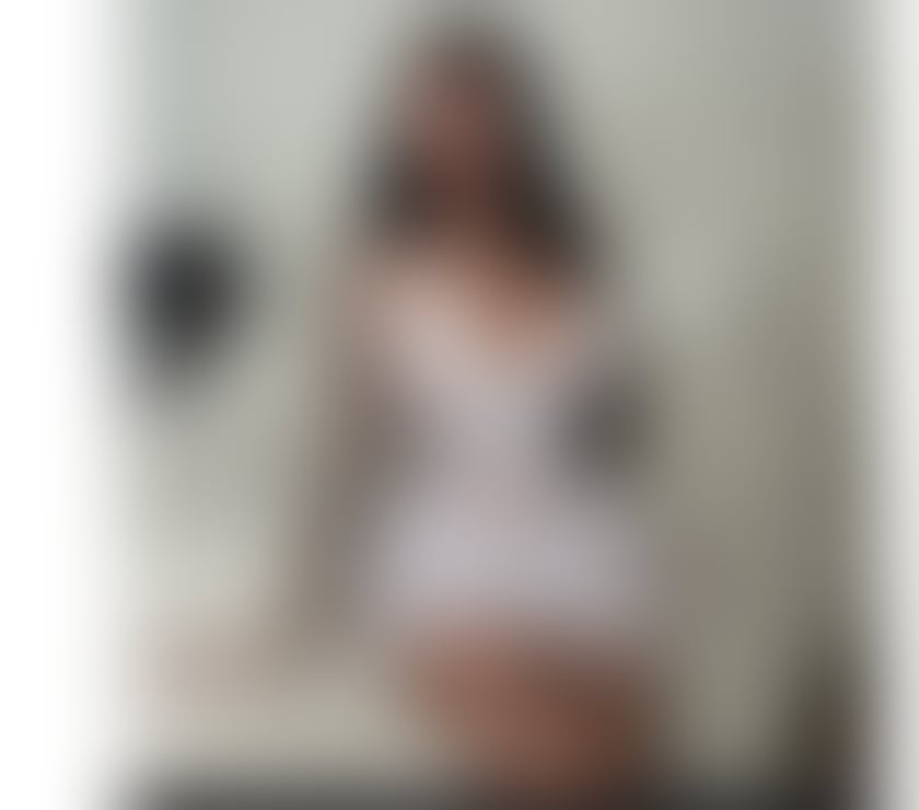 Escorts Bedfordshire Central Bedfordshire - Photos for ELLA🥂outcall party-girl🍭domination naughty girl🍑