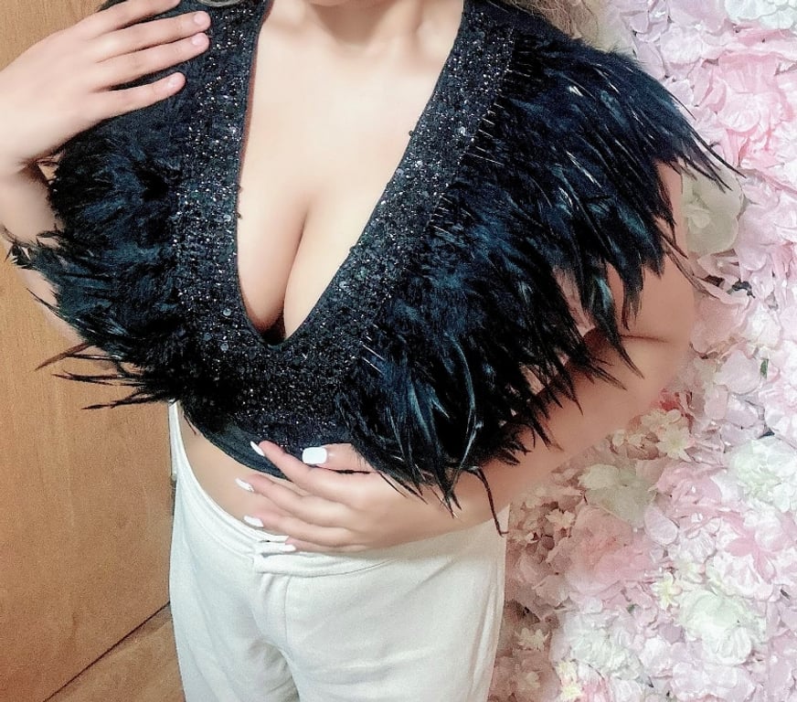 Escorts North West London Harrow - Photos for HOT RIA ( Desi Queen )