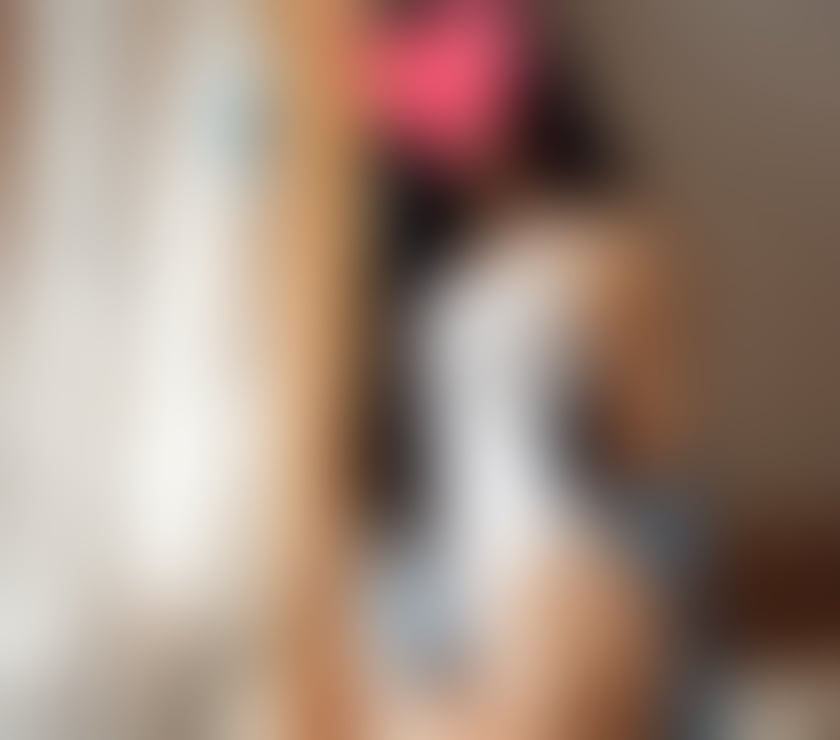 Escorts Greater Manchester Salford - Photos for Hello Guys! Sabrina new in town❤️ party 🥳 girl
