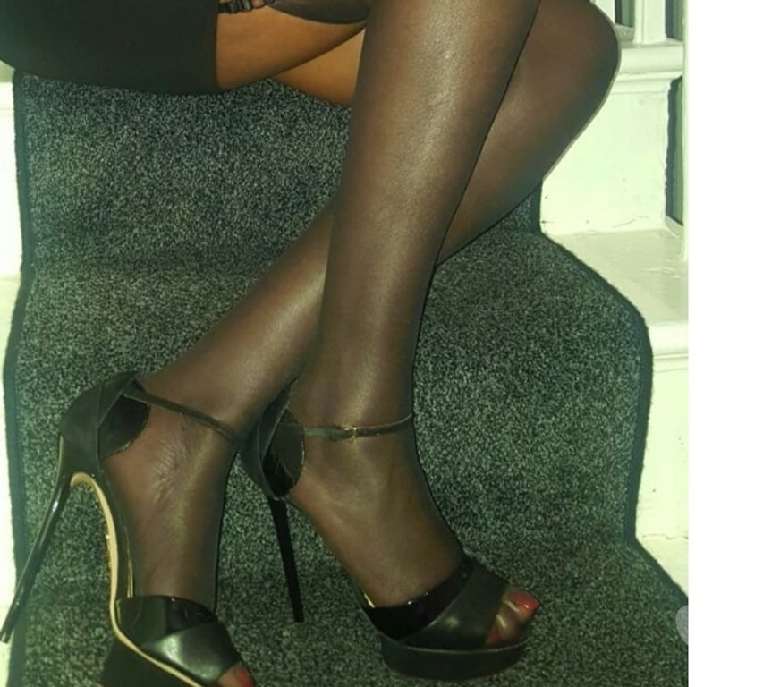 Escorts Cumberland Carlisle - Cumberland - Photos for Allure K Busty Elegant Mature Lady