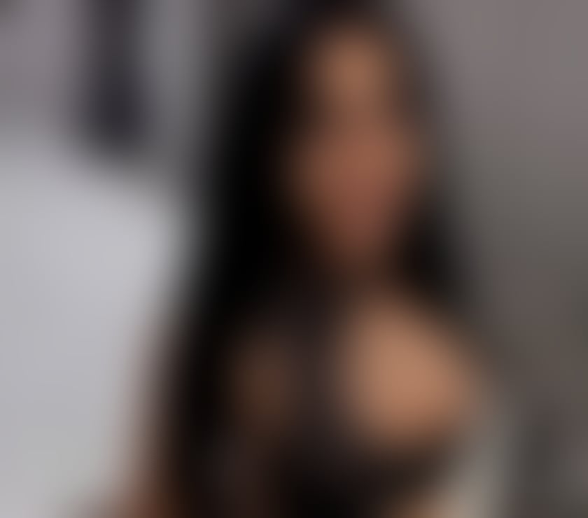 Escorts York York - York - Photos for LUCY NEW ONLY FEW DAYS✨🥂PARTY GIRL🥂