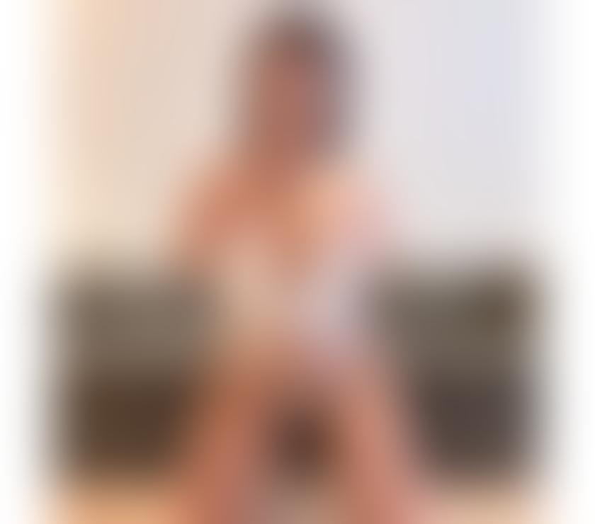 Escorts Milton Keynes City Centre Milton Keynes - Photos for SEXY BRUNET MEDEEA🔝PARTY GIRL 🥂REAL PIC 💯