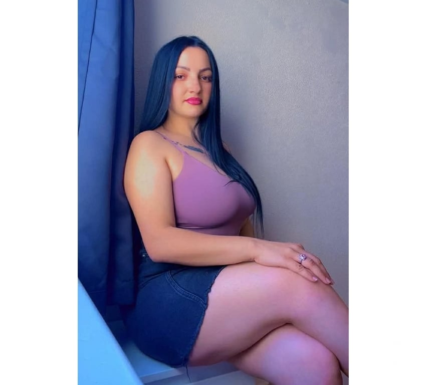 Escorts West London Hillingdon - Photos for Hey Bella brunette pretty and fresh for you