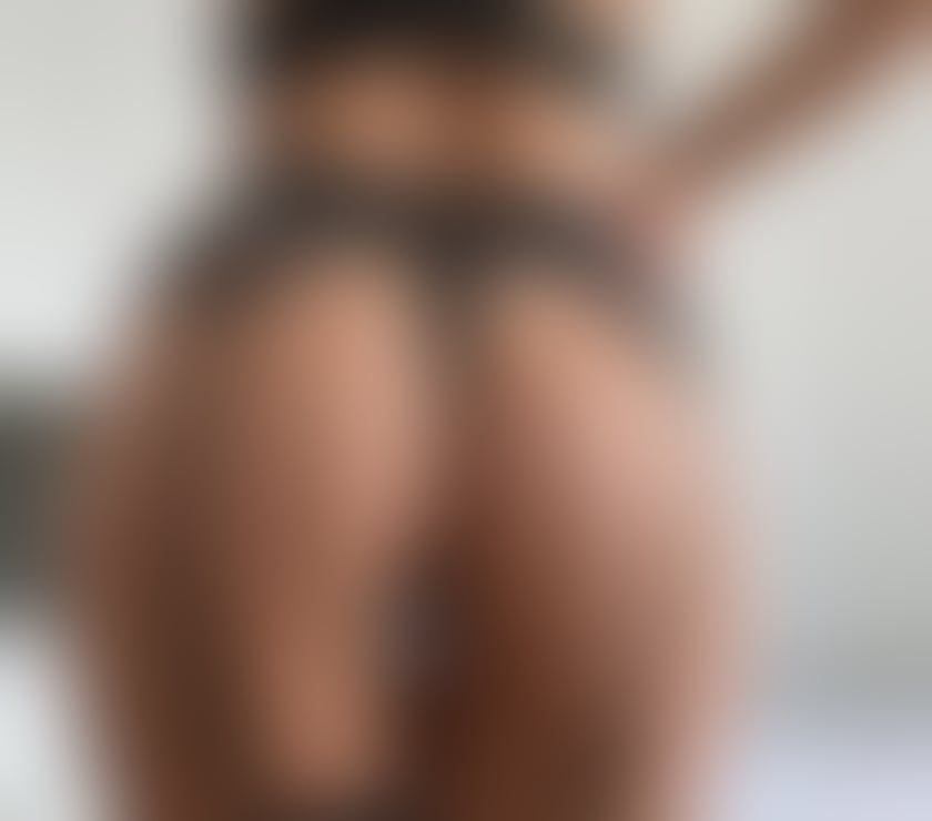 Escorts West Midlands Birmingham - Photos for Hi I'm Jasmin New party girl in town only outcall 🥂