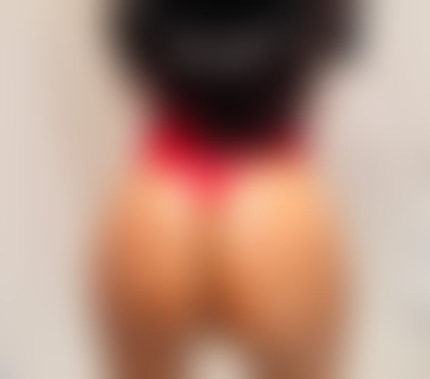  Escorts Walthamstow East London - Photos for BigBooty - Lightskin