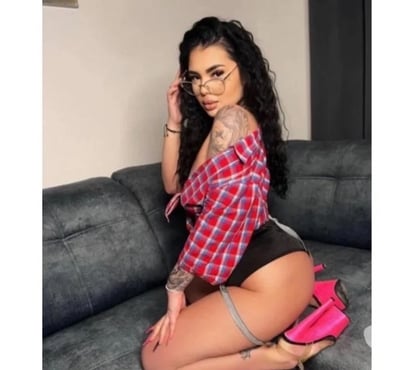  Escorts Worthing Town Centre Worthing - Photos for REYNA👸🏻PARTY GIRL🎉STRAP-ON🍆OUTCALL☎️