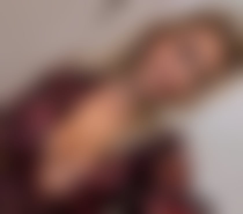 Hello babe available now call me