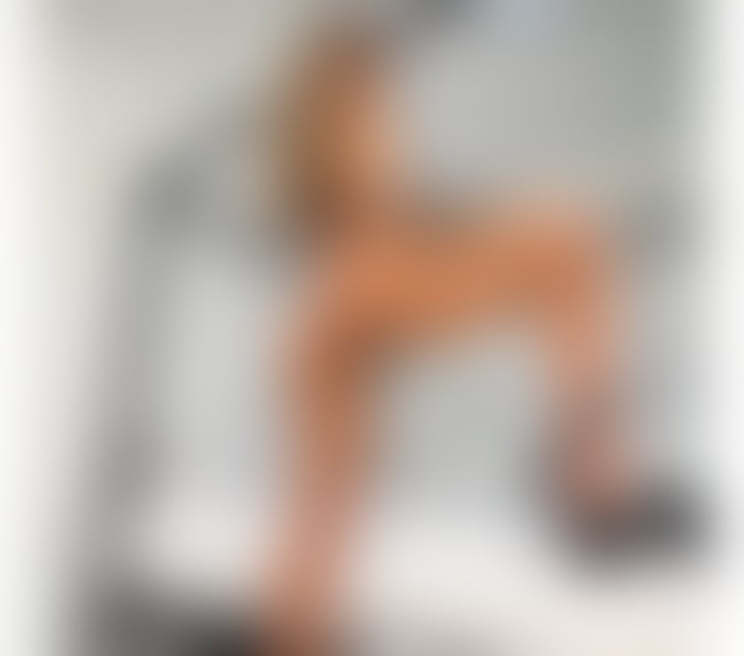 Escorts Norfolk Great Yarmouth - Photos for 💎 Luxury Blonde Experience – Unforgettable Nights 🌙