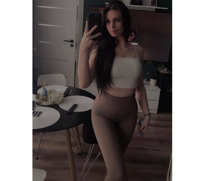  Escorts & Erotic Massage Cardiff City Centre Cardiff - Photos for Maria new in town just outcall