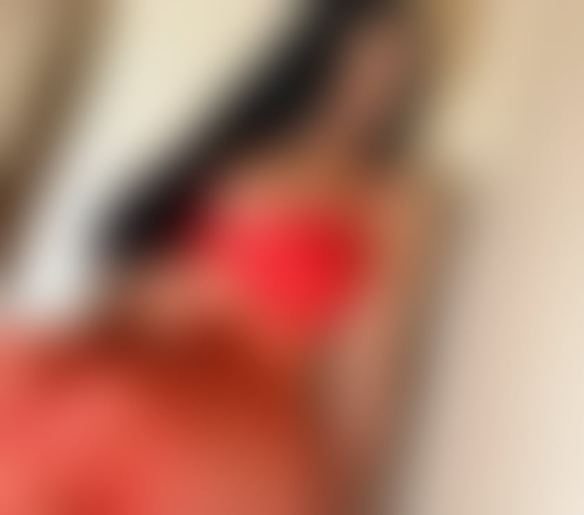 Anna now in yours city ❤️😘