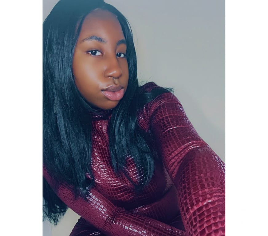 Escorts East London Hackney - East London - Photos for Empress🥂 Title: Elegant Caribbean Companion – Discreet