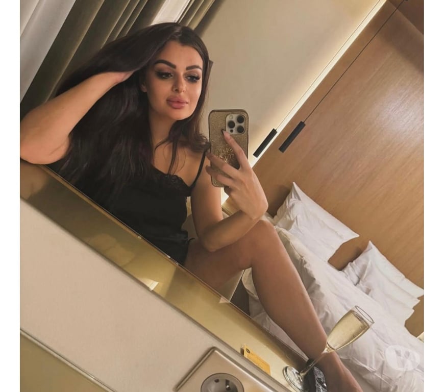 Escorts West London Hounslow - Photos for 🔞 FUN CZECH GIRL NEW TO THE AREA 🔞