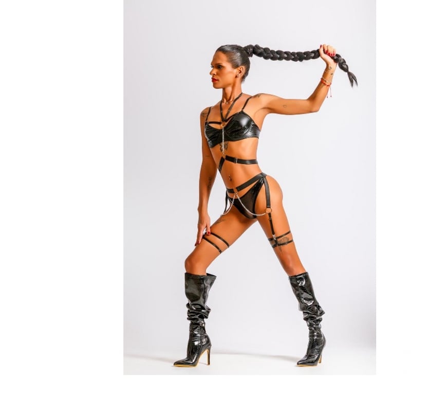 Escorts Leicestershire Leicester - Photos for LADYBOY DOMINATRIX Perola 🇧🇷 Hot Party