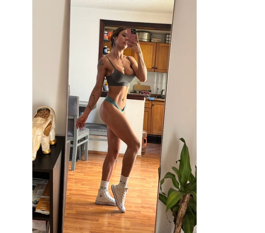 Trans Escorts North London Tottenham - North London - Photos for Eiza Model Fitness For First Time.