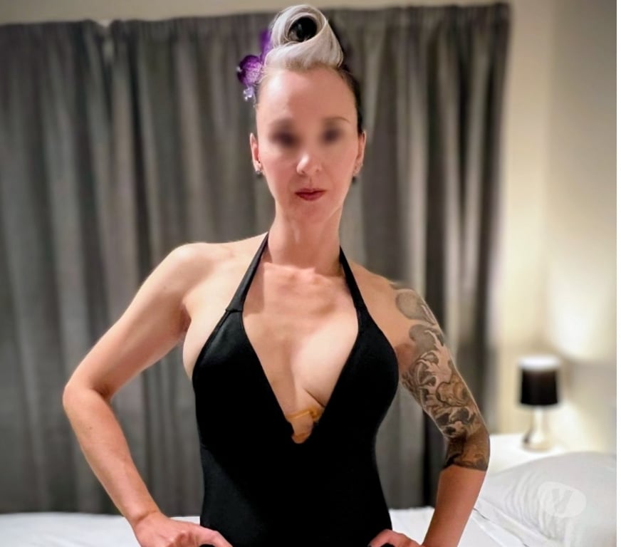 Escorts Hampshire Southampton - Photos for Relaxing and Revitalising Massage by English Sadie!