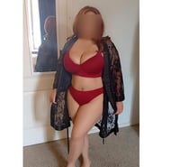 Isabella big boobs latina girl curvy party