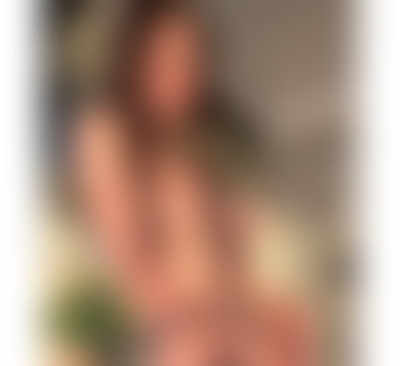 Escorts Leeds City Centre Leeds - Photos for Luisa 🔥sweet,feminine and festive 20y💦✨🍾