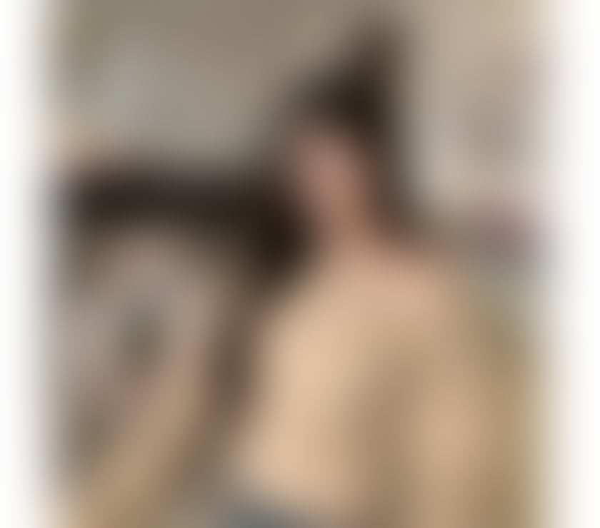 Escorts Pingewood West Berkshire - Photos for Oriental girl very friendly and professional massage