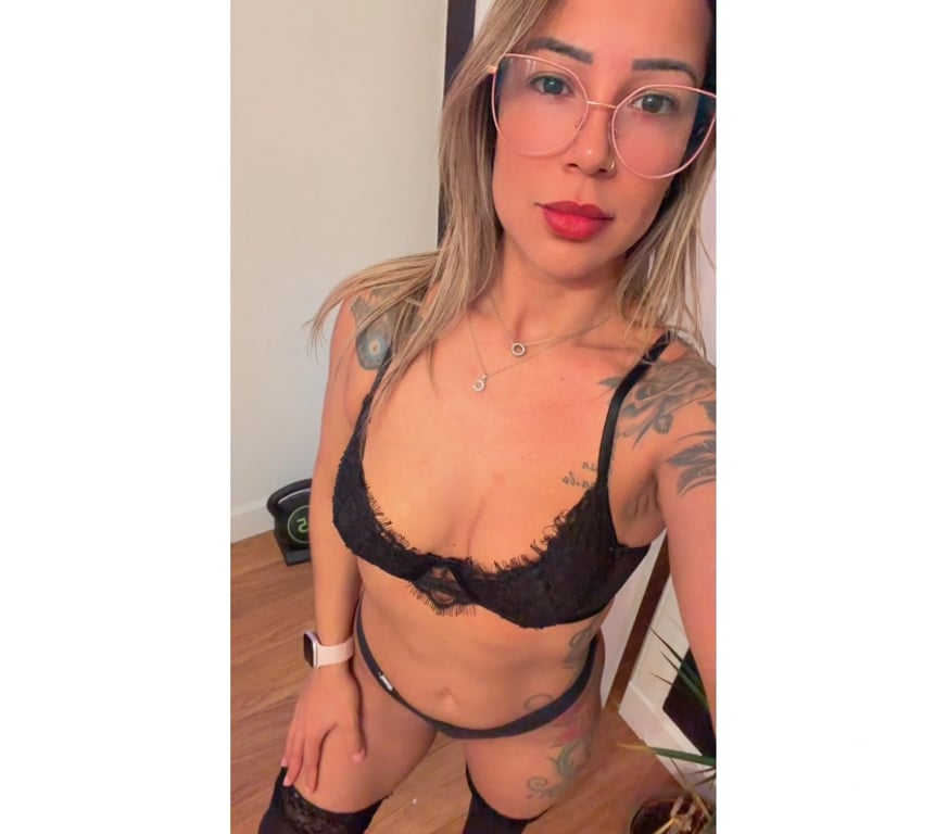 Escorts West Northamptonshire Northampton - West Northamptonshire - Photos for Sexy Brazilian 🇧🇷 100% Real & Natural 🍑🤩