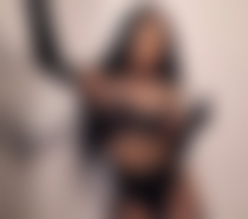 STUNING HOT BEST PARTY GIRL