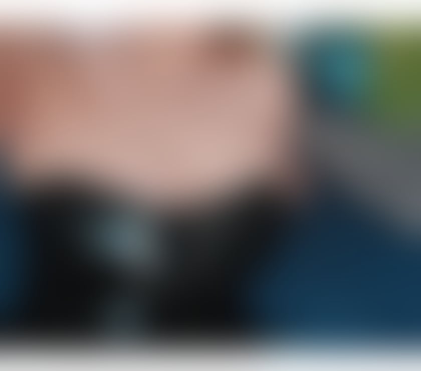 Escorts Hampshire Rushmoor - Photos for Massage and Strap-on