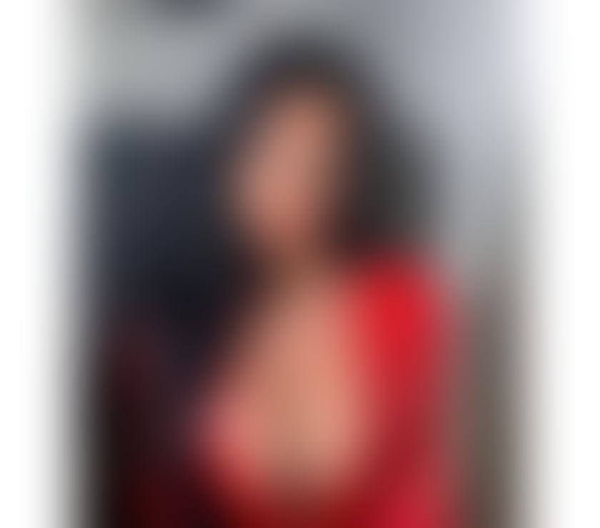 Photos for Izza ! Pretty girl. No rush.