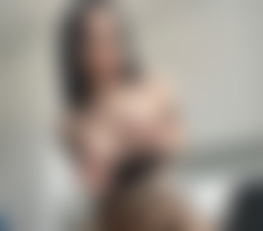 Escorts West Sussex Worthing - Photos for Larissa! SEXY BRUNET GIRL. Outcall just