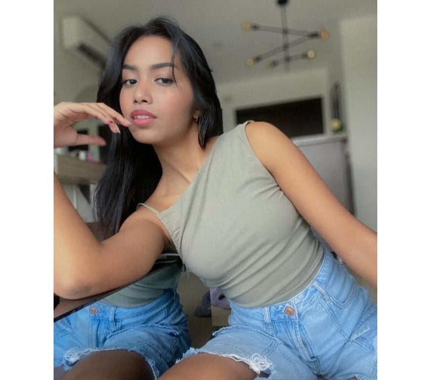 Escorts South West London Battersea - South West London - Photos for Asha, 22 - indian girls B2B and tantric GFE massages. SW11