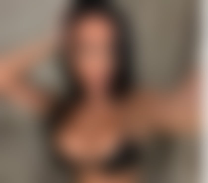 Escorts West Sussex Mid Sussex - Photos for Izza . New in town.