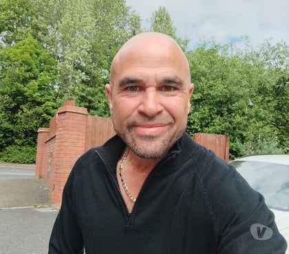 Escorts Kingfisher Shopping Centre Redditch - Photos for Straight Male Escort with a Cheeky Smile😁