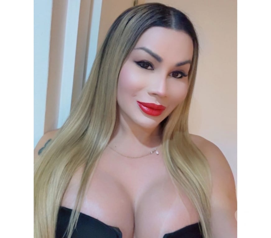 Trans Escorts Essex Brentwood - Photos for NAUGHTY BRAZILIAN VICK PORNOSTAR ♨️ HOT TRANSEXUAL😈