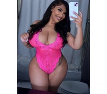 🍑NEW IN TOWN🎉🎉 PARTY GIRL🍆🍑