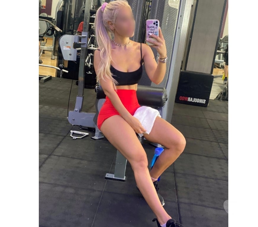 Escorts Bedfordshire Bedford - Photos for SARA REAL OLI MASSAGE VERY RELAXING