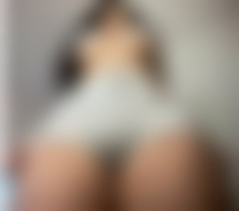 Escorts North London Enfield - Photos for LESLY NEW HOT BRUNETTE PARTY 🥰