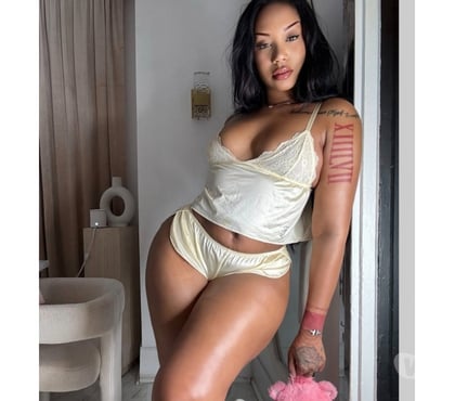 Escorts Enfield Town Centre Enfield - Photos for LESLY NEW HOT BRUNETTE PARTY 🥰