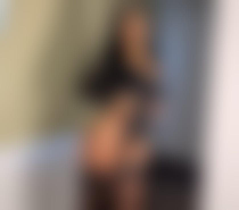 Escorts North West London Brent Park - North West London - Photos for Monique – Chic Style & Gentle Care