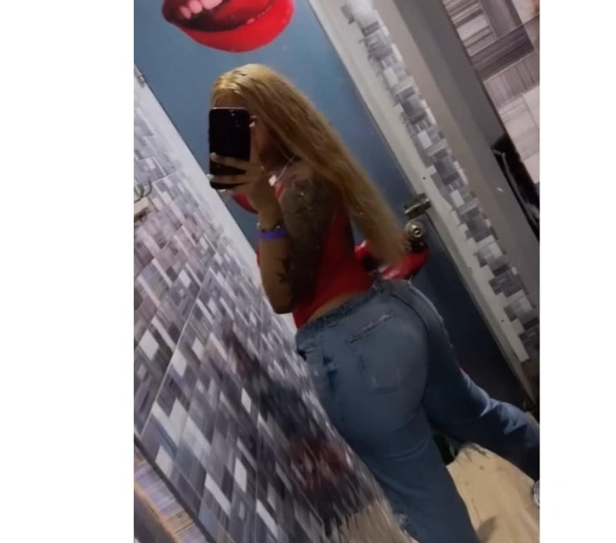 Escorts Leicestershire Leicester - Photos for 🍆🍑COLOMBIAN NEW IN TOWN XL ASS❤️‍🔥PARTYGIRL