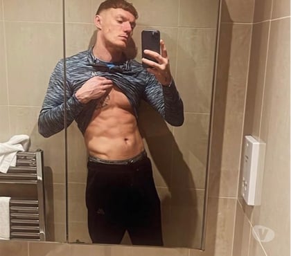 Escorts Aston Rotherham - Photos for looking to always pleasure you