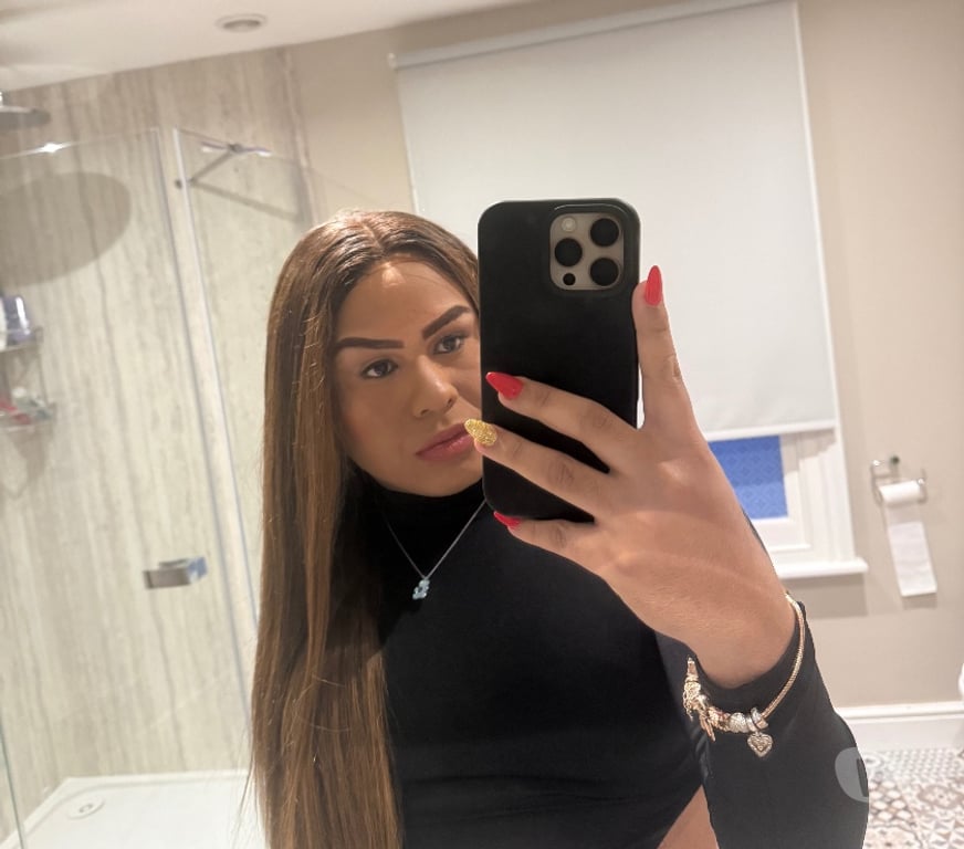 Trans Escorts Cardiff Cardiff City Centre - Cardiff - Photos for Emanuelle alves