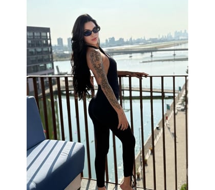 Photos for 💋🔥 BRAZILIAN PARTY GIRL😈