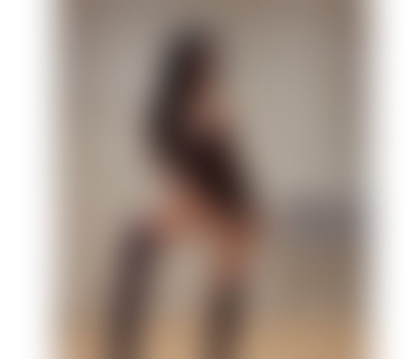 Escorts South West London Wimbledon - South West London - Photos for Hot Brazilian girl who loves to party.