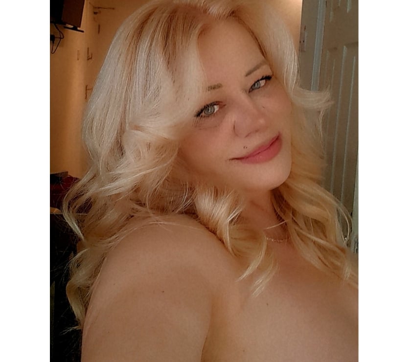 Escort Crews Hill North London - Photos for Sexy Alexa 💋❤️Enfield Town Centre