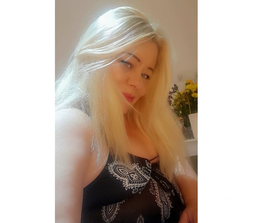 Escorts North London Crews Hill - Enfield - Photos for Sexy Alexa 💋❤️Enfield Town Centre