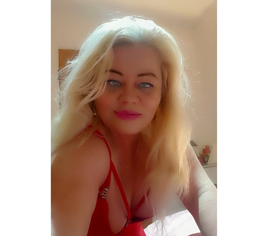 Escorts North London Crews Hill - Enfield - Photos for Sexy Alexa 💋❤️Enfield Town Centre